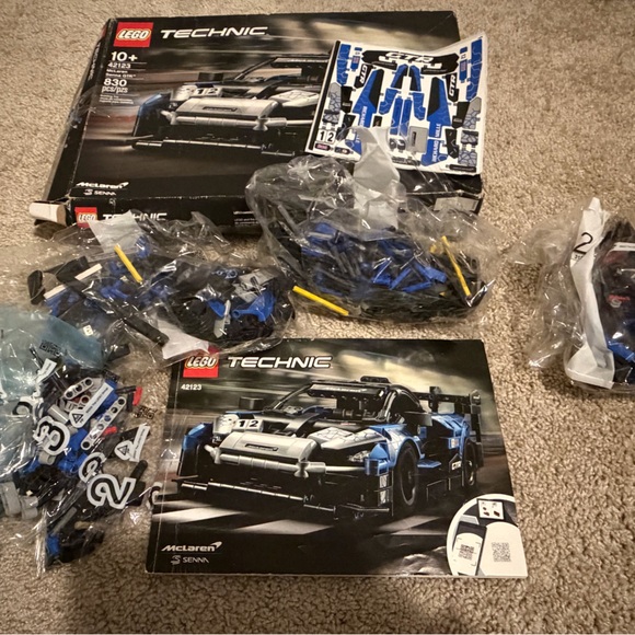 LEGO Technic McLaren Senna GTR 42123 Build Set - Picture 2 of 8